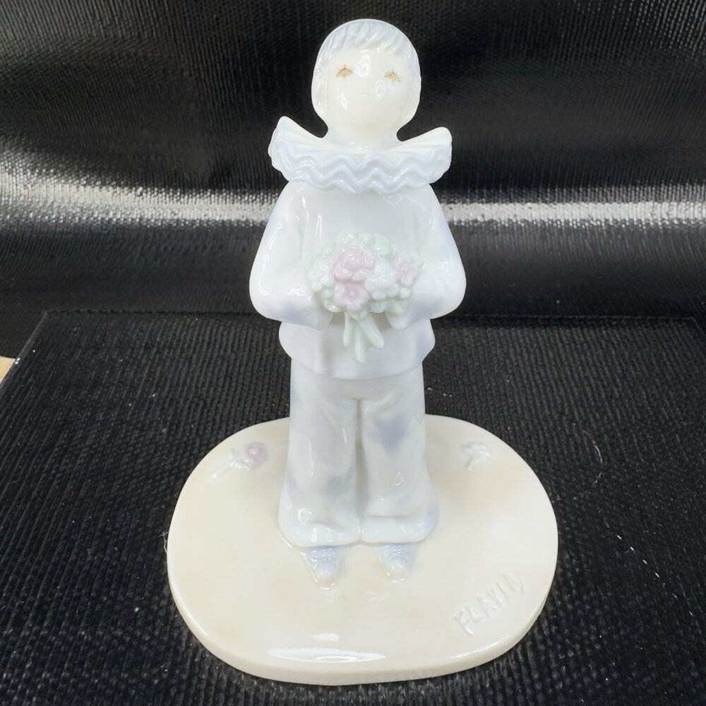 1983 Flavia Weedn The Clown Porcelain Boy Figurine Making Believe Figure VTG